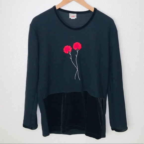 Moda Bazaar California Ribbed Velvet LS Top - Picture 2 of 6